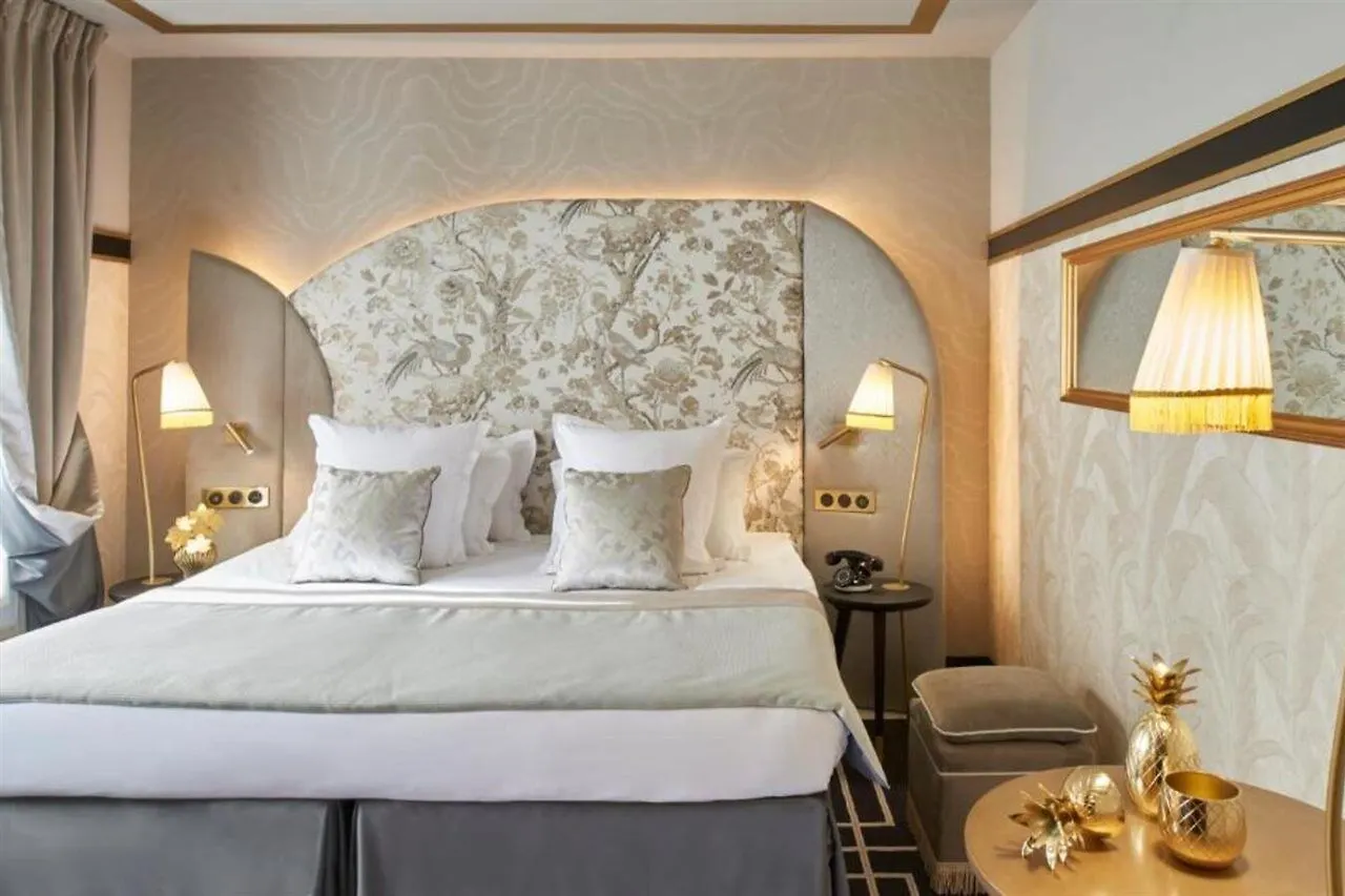 Maison Nabis By Happyculture Paris Hotel